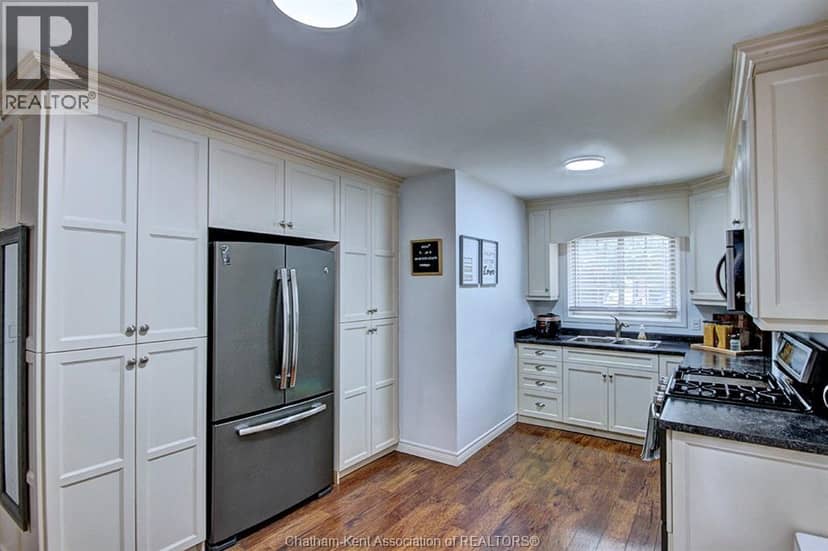 31 St. Anthony STREET — photo 8 of 29