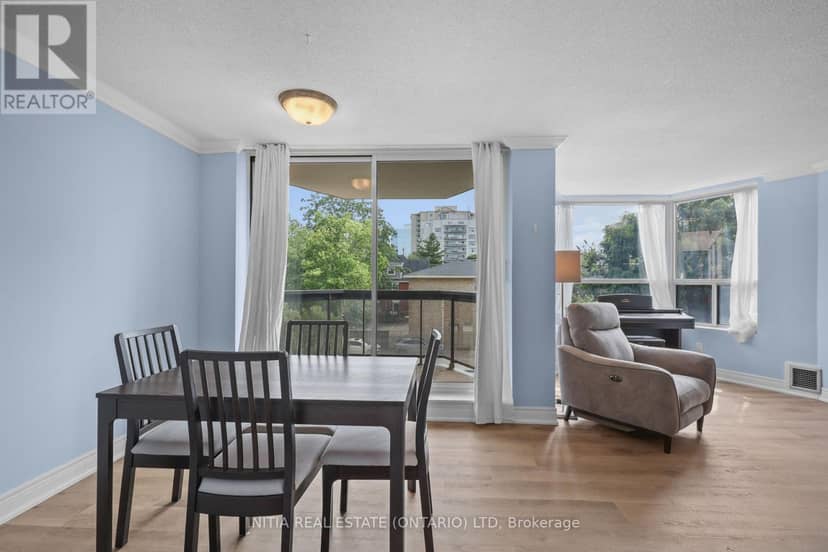 309 - 600 Talbot Street — photo 3 of 32