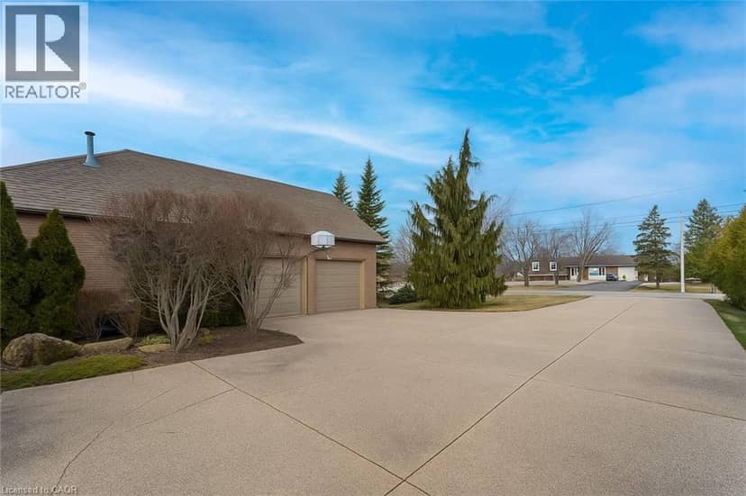 425 GOLF CLUB Road — photo 38 of 40