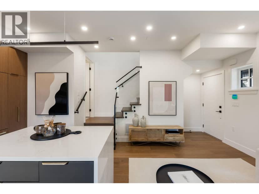 1 552 KASLO STREET, Vancouver, photo 6
