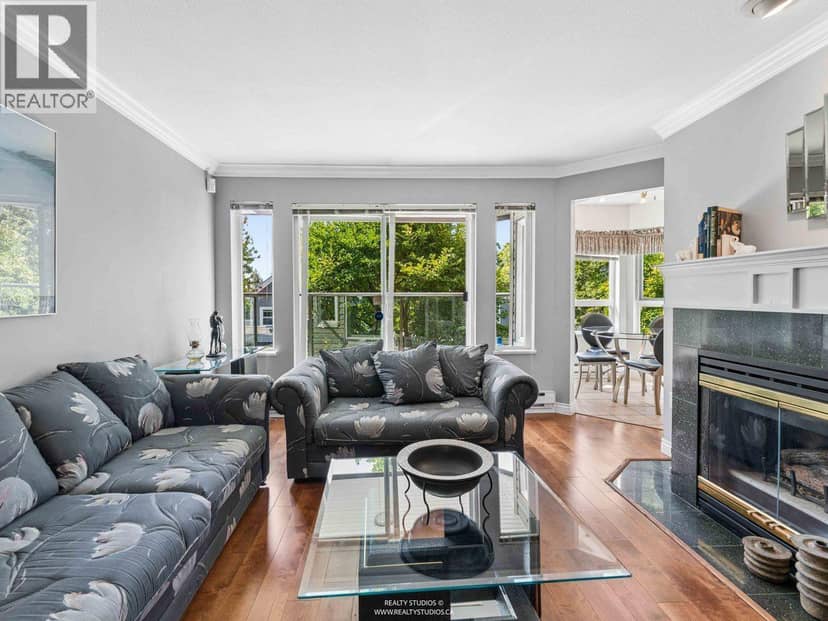 111 2250 SE Marine Drive, Vancouver, photo 3