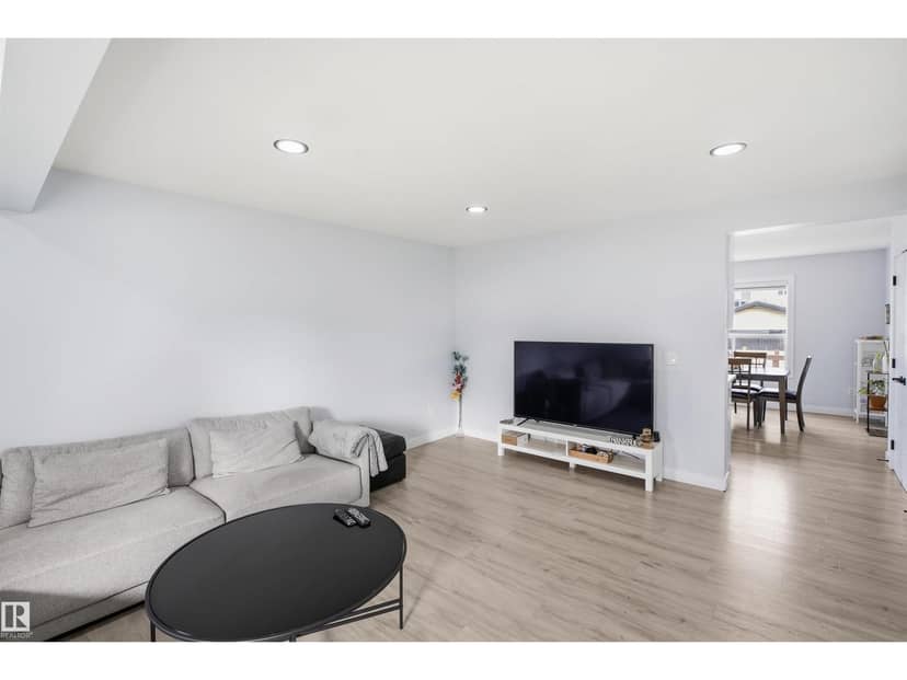 2122 37 AV NW, Edmonton, photo 7