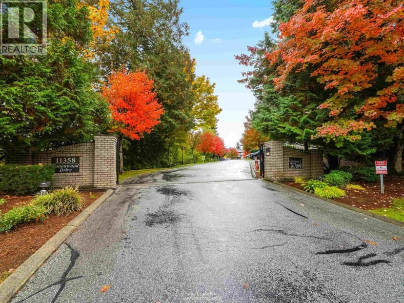 35 11358 Cottonwood Drive, Maple Ridge, photo 2