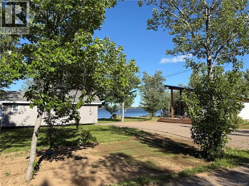 128 Sandy point — photo 8 of 18