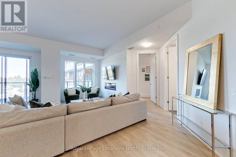 525 - 1 Hume Street — photo 4 of 40