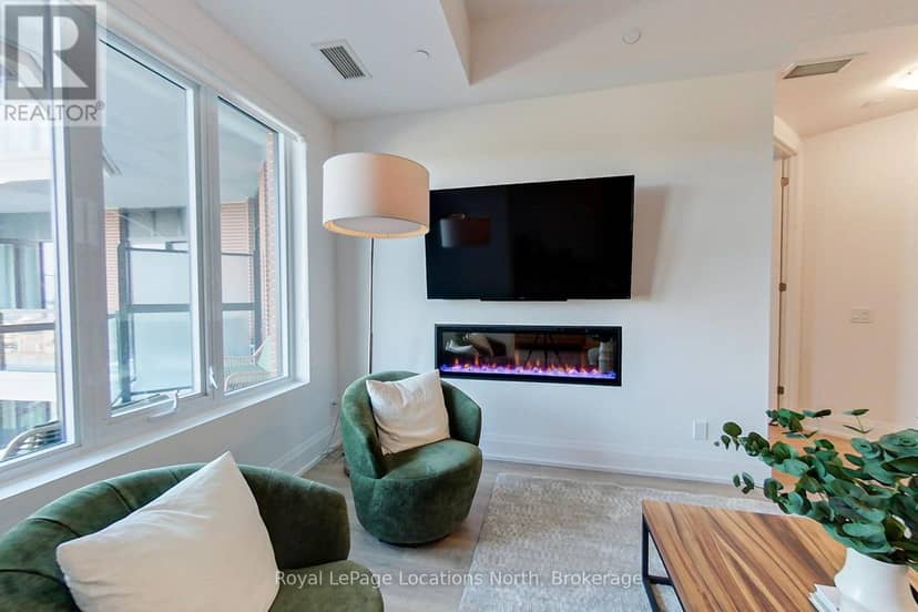 525 - 1 Hume Street — photo 8 of 40