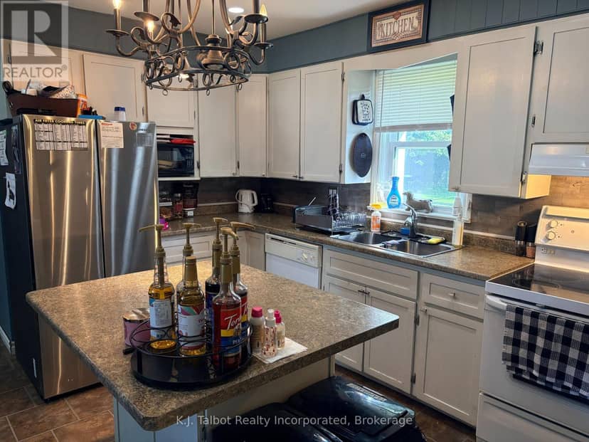 24 Maclellan Drive — photo 7 of 26