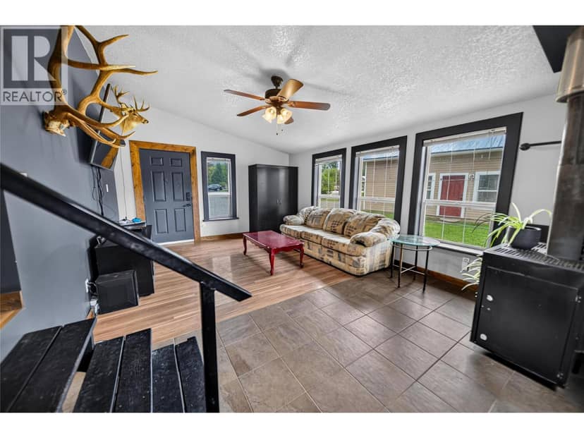 7285 Jaffray Village Loop Road, Jaffray, photo 7