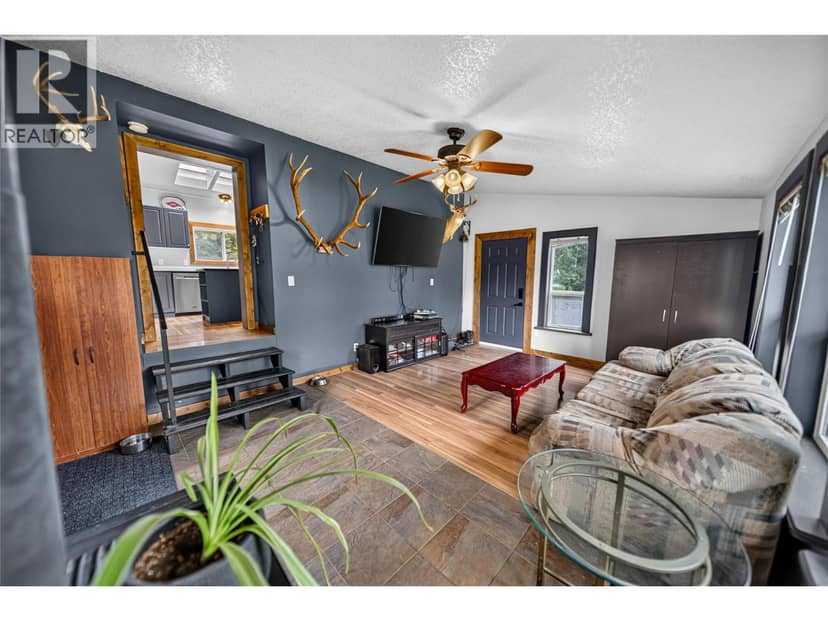 7285 Jaffray Village Loop Road, Jaffray, photo 4