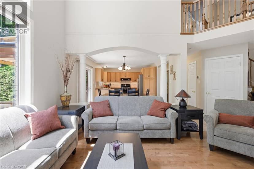 15 CAROLINIAN Lane — photo 13 of 40