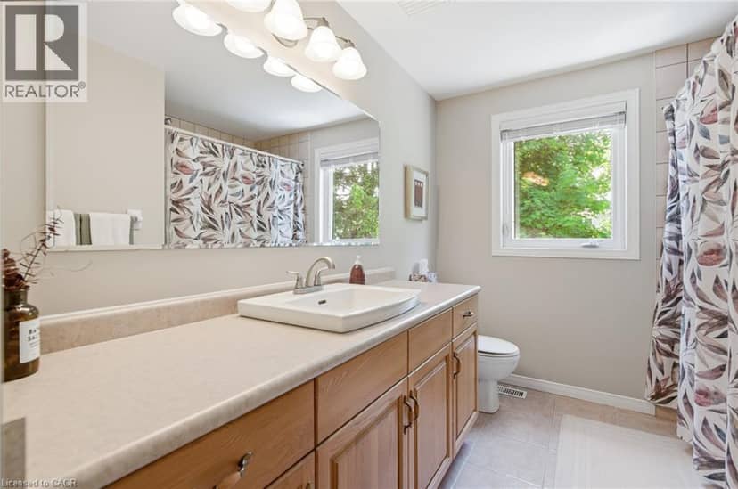 15 CAROLINIAN Lane — photo 29 of 40