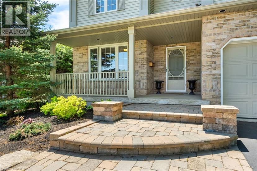 15 CAROLINIAN Lane — photo 5 of 40