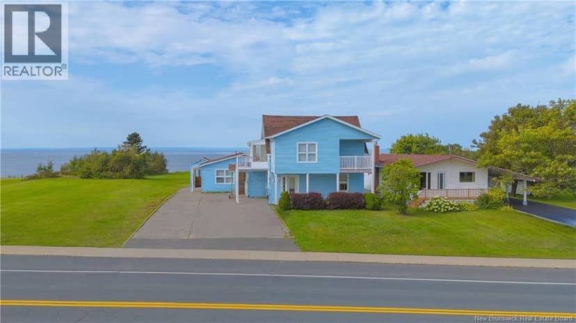 223 Boul St-Pierre E. Boulevard, Caraquet, photo 2
