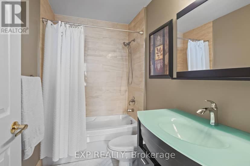 2709 - 25 Kingsbridge Garden Circle — photo 27 of 39