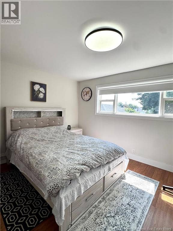 240 Alexander Street — photo 16 of 40