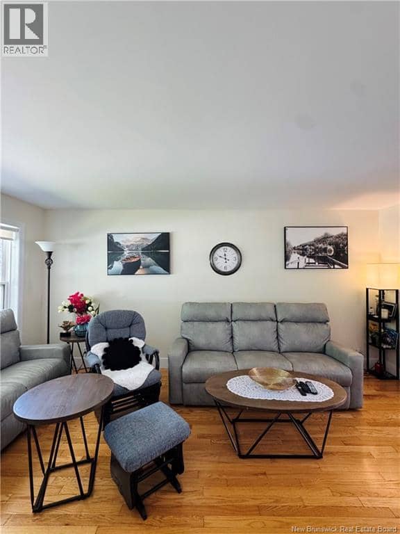240 Alexander Street — photo 6 of 40