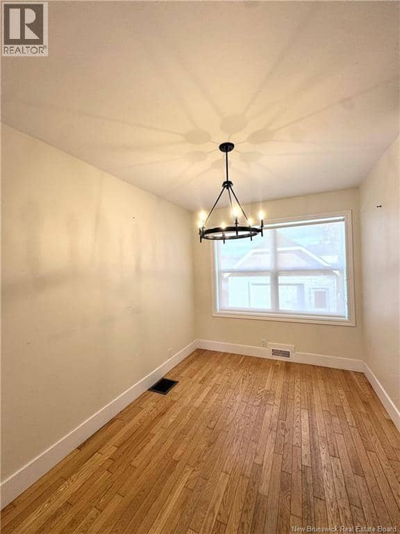 240 Alexander Street — photo 11 of 40