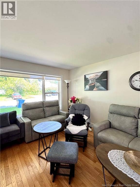 240 Alexander Street — photo 7 of 40