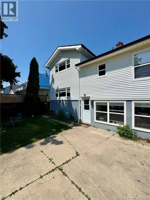 240 Alexander Street — photo 37 of 40
