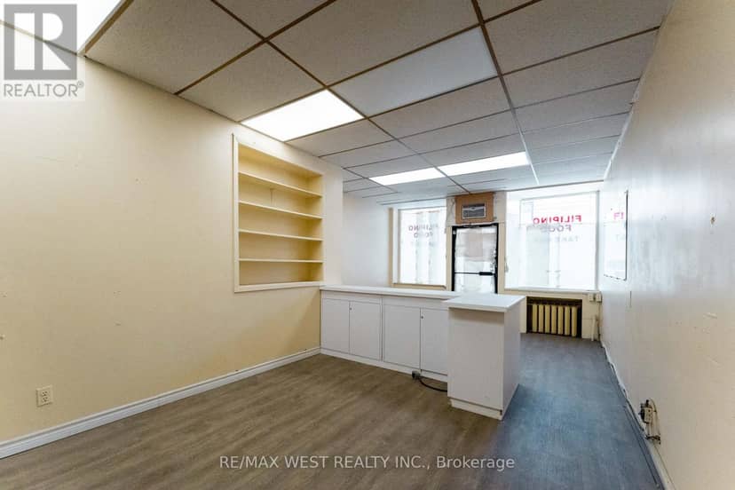 1311 King Street W — photo 14 of 40