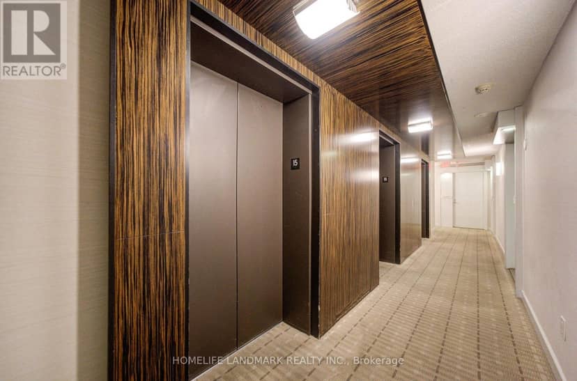 1508 - 38 Grenville Street — photo 4 of 31