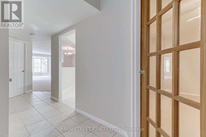 306 - 85 Wellington Street W, Aurora, photo 8