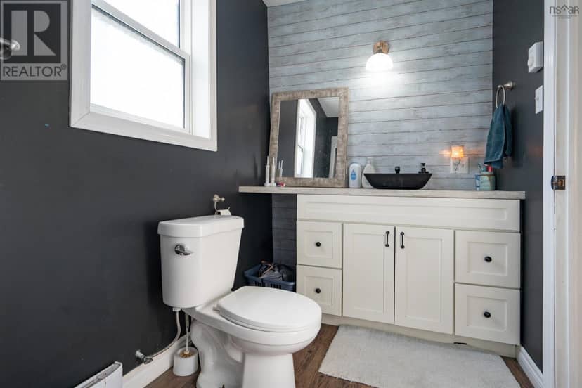 5 Forge Street — photo 12 of 16