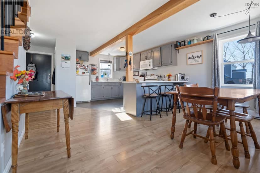 5 Forge Street, Trenton, photo 5