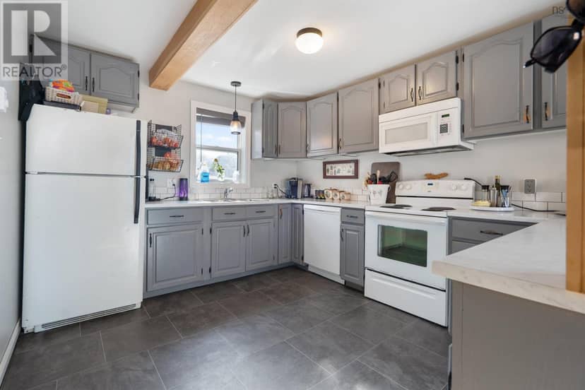 5 Forge Street, Trenton, photo 8