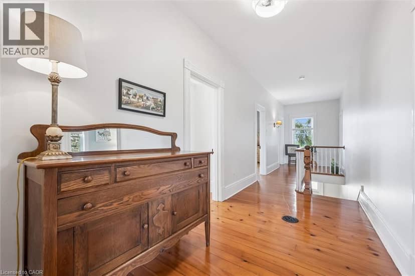 806848 Oxford Rd 29 — photo 15 of 28