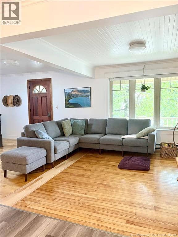 22 21e Avenue — photo 7 of 25