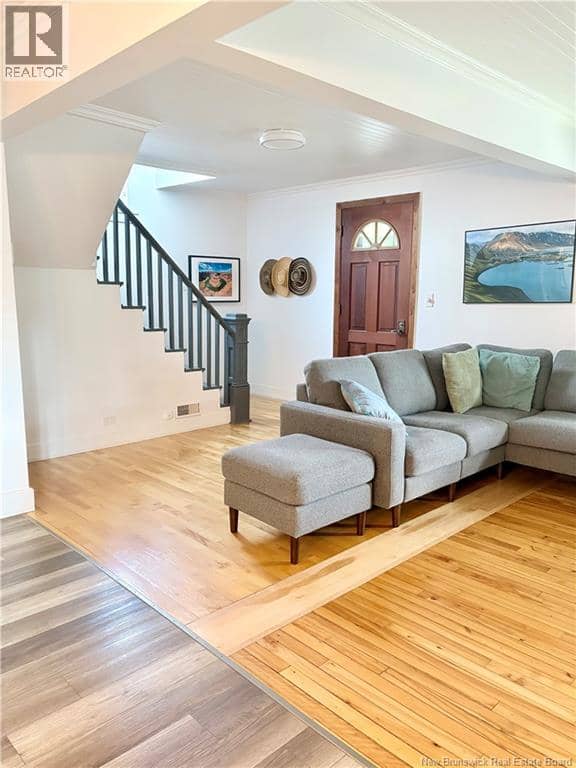 22 21e Avenue — photo 6 of 25