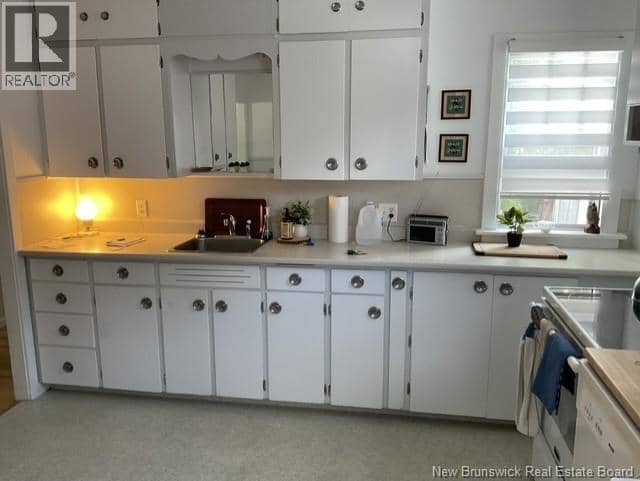 147 Saint James Street, Woodstock, photo 2