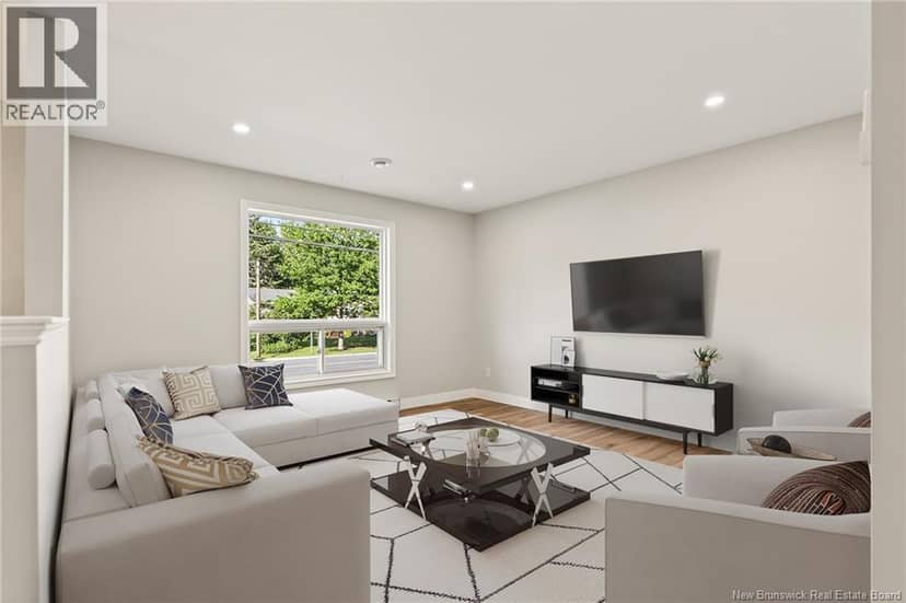 150 Pascal Avenue — photo 3 of 29