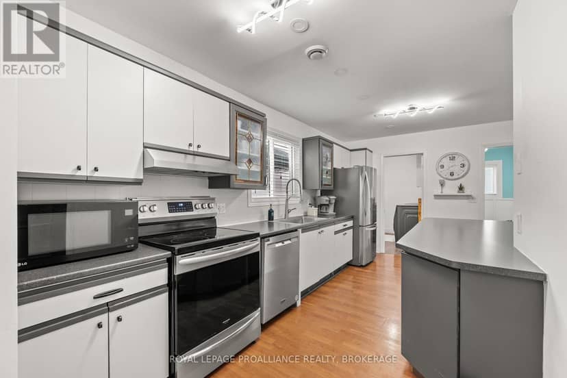 22 Heritage Drive — photo 14 of 40