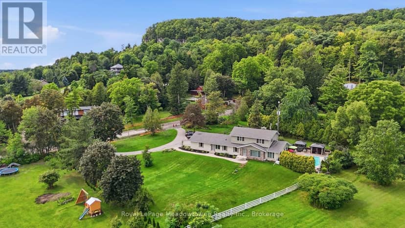 7053 Appleby Line — photo 1 of 40
