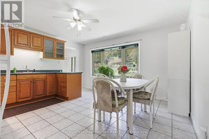7053 Appleby Line — photo 35 of 40