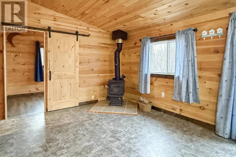 208 Jackson Point Road — photo 14 of 29