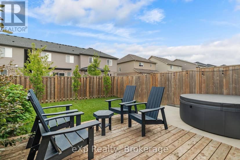 27 Robertson Drive — photo 38 of 40
