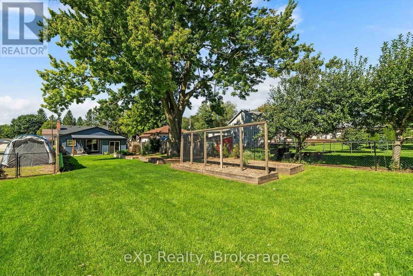 584486 Beachville Road — photo 37 of 40