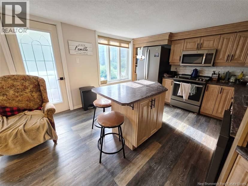 125 Riviere-Verte Road — photo 9 of 38