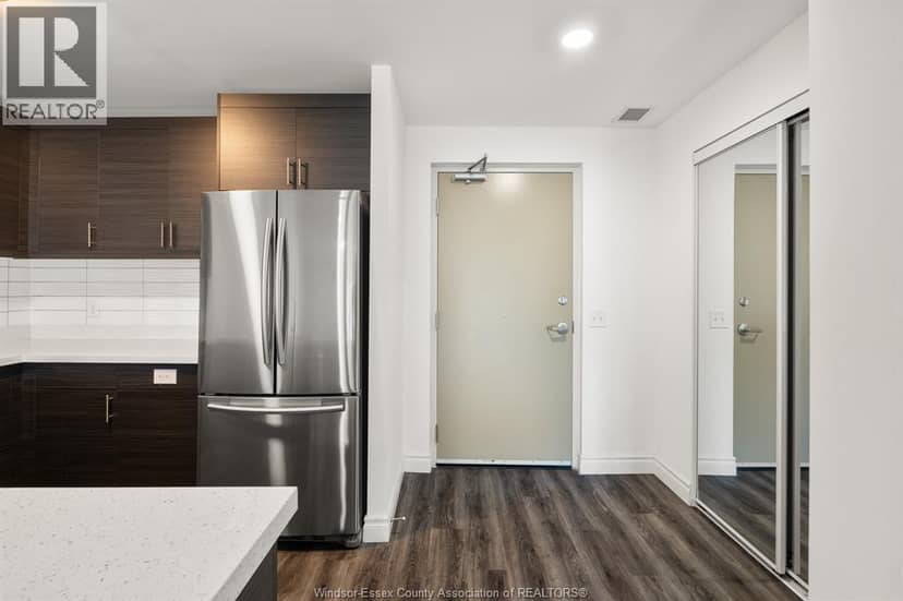 1611 BANWELL ROAD Unit# 510 — photo 10 of 39
