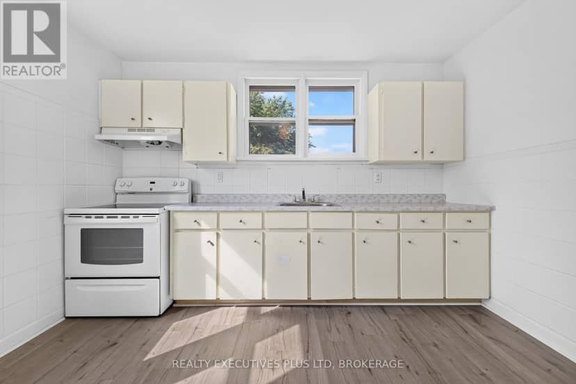 4119 Dyson Avenue — photo 30 of 39