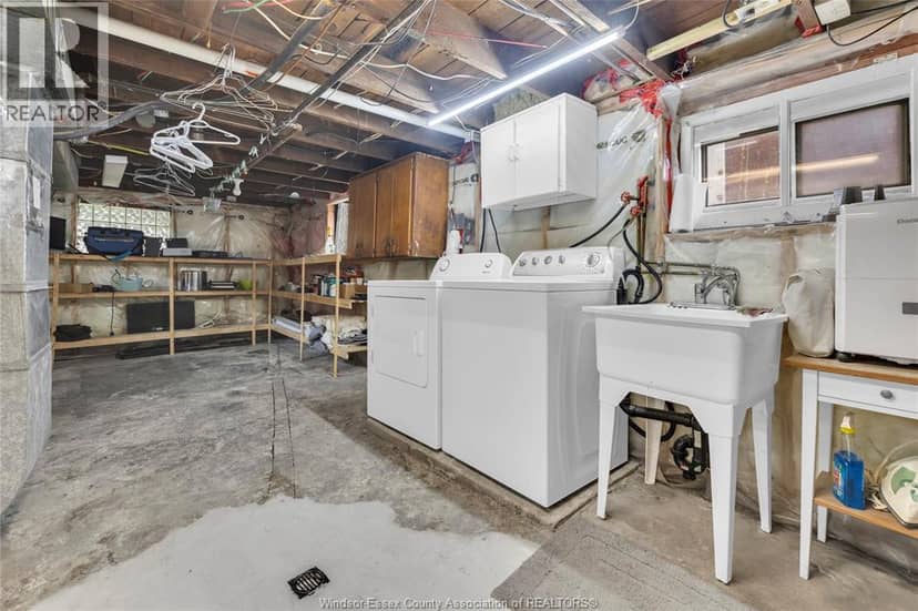 1244 Marentette — photo 25 of 33