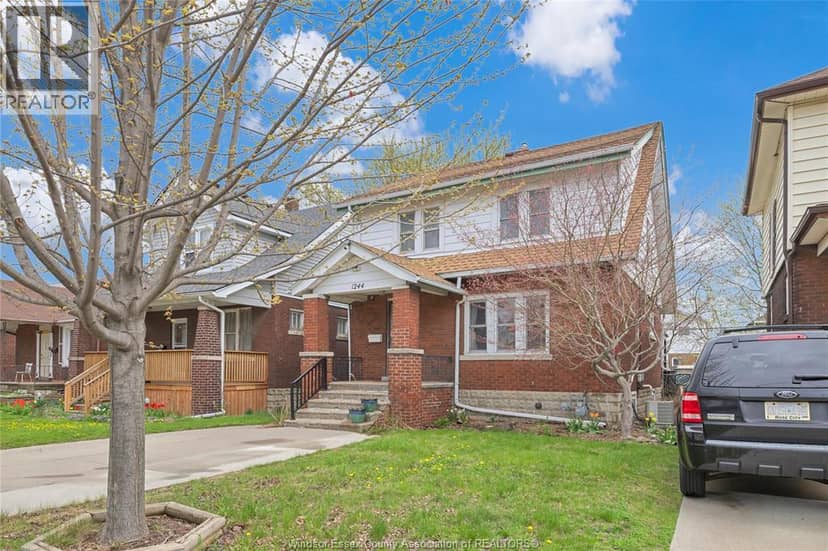 1244 Marentette — photo 3 of 33