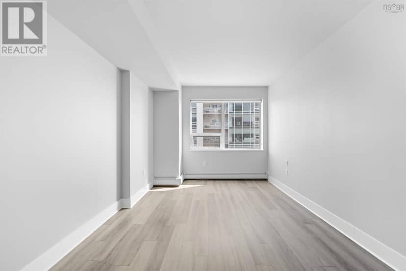 502 15 Kings Wharf Place — photo 11 of 32