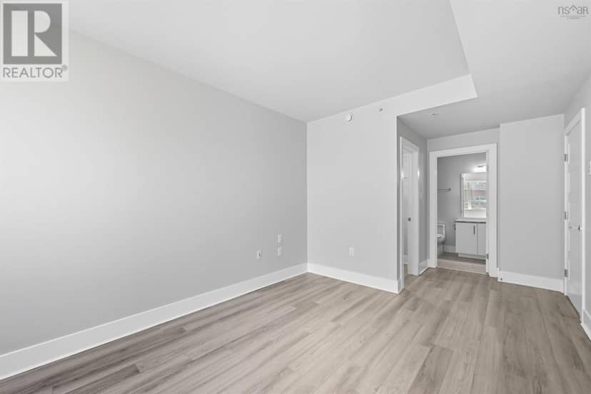 502 15 Kings Wharf Place — photo 12 of 32