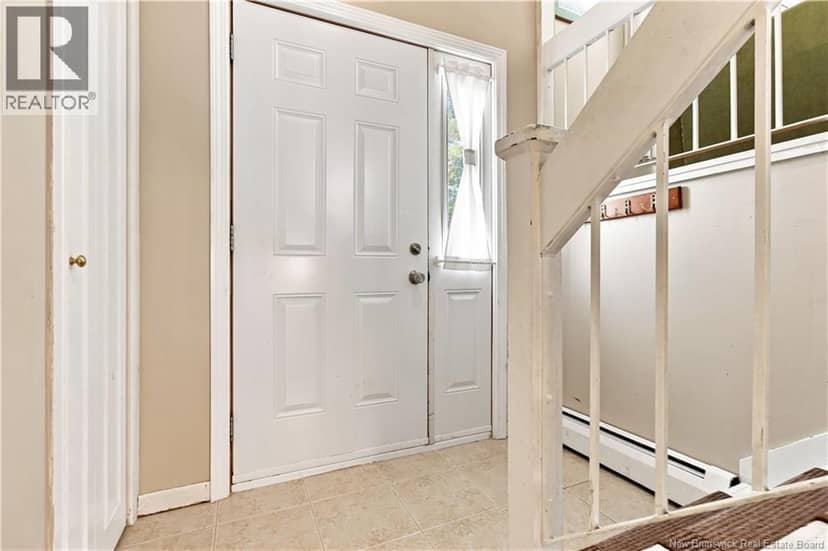 117 Confederation Avenue — photo 25 of 40
