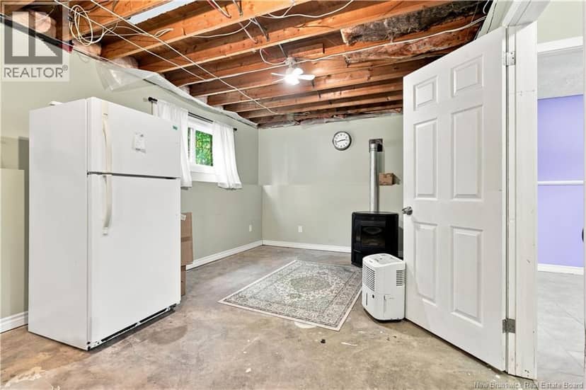117 Confederation Avenue — photo 33 of 40