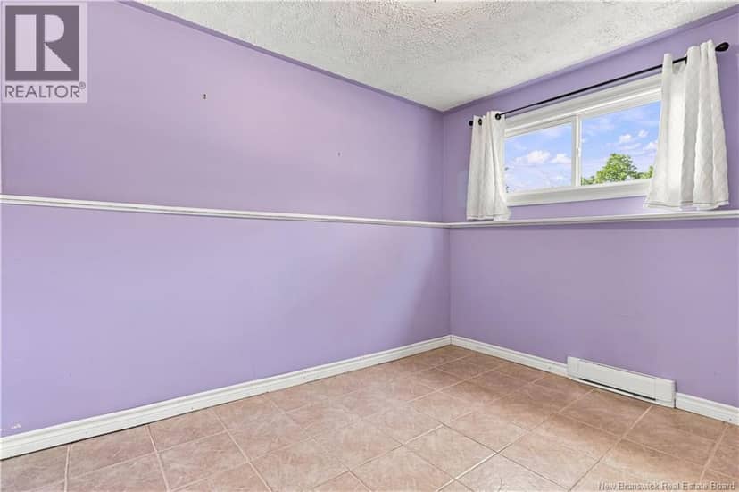 117 Confederation Avenue — photo 30 of 40